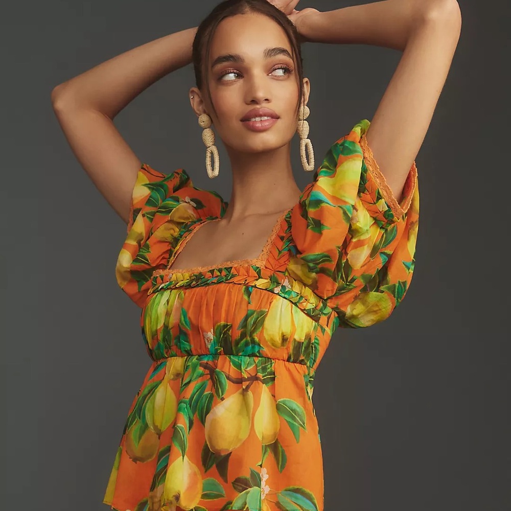 Orange Chic Pears Short-Sleeve Blouse - NWT - XS